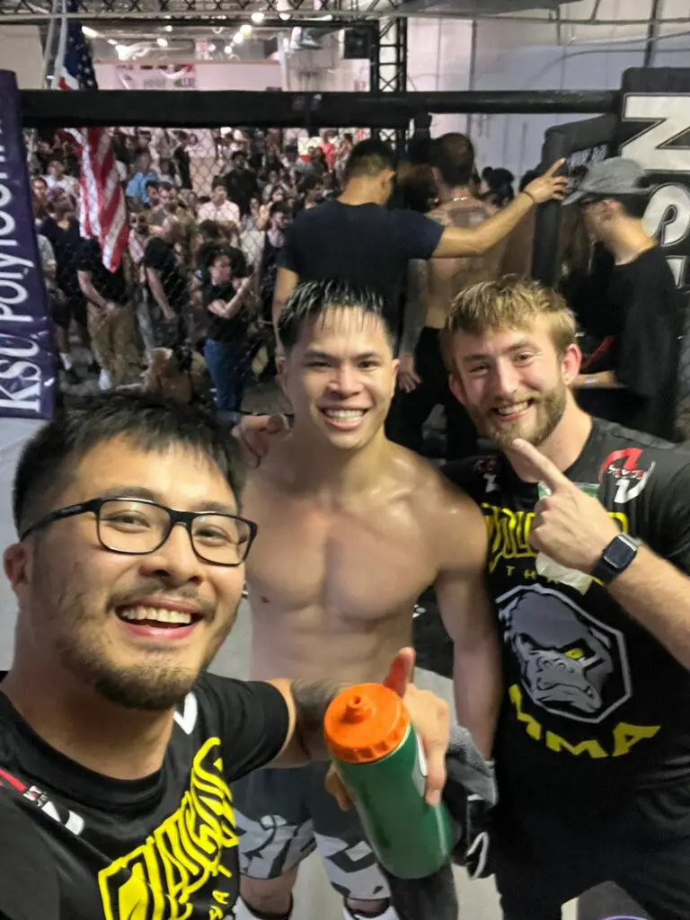 Adult MMA Classes Near Me in Keller | Evolucao Thai MMA